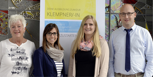 
ZVSHK-Orga-Team: Anne Schumacher, Kathrin Müller, Daniela Brosch, Michael Kober



