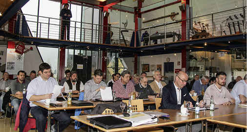 



Volles Haus: Bundesfachgruppenmitglieder verfolgen die Vorträge
