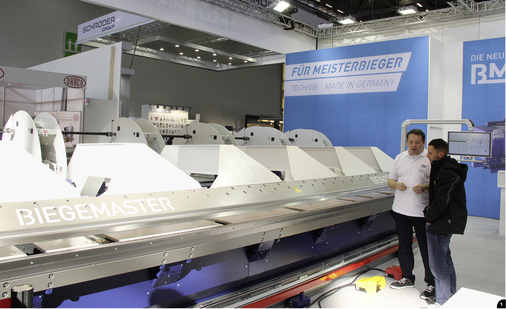 &nbsp;

1

Siegmar Thieskes im Beratungsgespräch

&nbsp;
