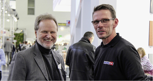 <p>
</p>

<p>
Erwischt: Gert Bröhl von der Brandt Edelstahldach GmbH und Martin Buck von Spengler TV 
</p> - © BAUMETALL

