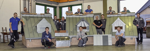 
Die erfolgreichen Teilnehmer des Mayener Lehrgangs nach gemeisterter Prüfung



