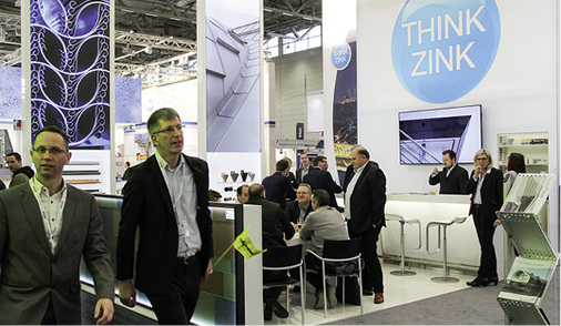 
Blick auf den Messestand von NedZink



