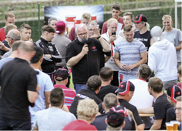 
Hans-Ulrich Kainzinger (Enke-Geschäftsführer und -Inhaber) ist ganz nah dran. Den BAUMETALL-Lesern legt er die Fotostrecke auf der nächsten Seite ans Herz



