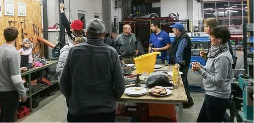 
Pause in der Engelwerkstatt des Fachbetriebs Brenner 



