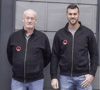 
Hubert und Kevin Gros: „Durch die Plattform wird die große Nachfrage nach Prefa-Dach- und -Fassadenlösungen in unserer Region spürbar. Da Prefa erste Gespräche übernimmt, bekommen wir gute Kontakte mit hilfreichen Vorabinformationen.“



