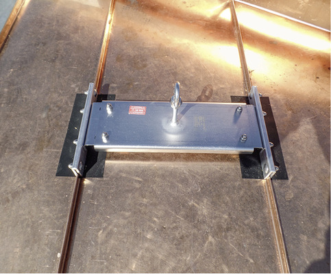 



Die Absturzsicherungssysteme von ST Quadrat lassen sich flexibel auf verschiedene Achsmaße der Schare einstellen
