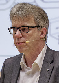 <p>
Prof. Jörn P. Lass 
</p>

<p>
</p> - © Walter

