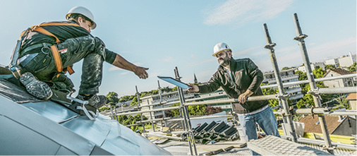 <p>
</p>

<p>
Die Fertigung und Verlegung der Schindeln war Millimeterarbeit. Jedes Teilstück wurde exakt kalkuliert, zugeschnitten und anschließend nummeriert
</p> - © Prefa / Croce & Wir

