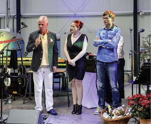 
Jens Sperber mit Tochter Claudia und Sohn Markus



