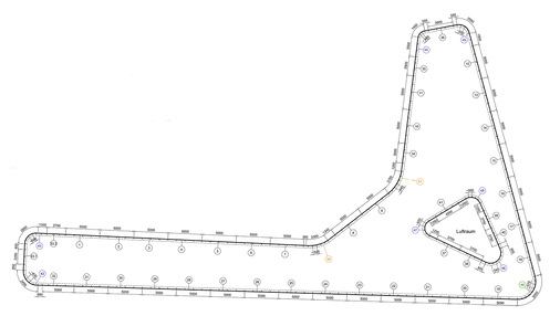 






Die außergewöhnliche, geschwungene Form der Überdachung hätte die Montage einer klassischen Attikaabdeckung erschwert
