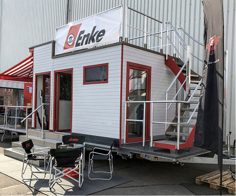 
Das Haus verfügt auch über eine fachgerecht abgedichtete Dachterrasse …



