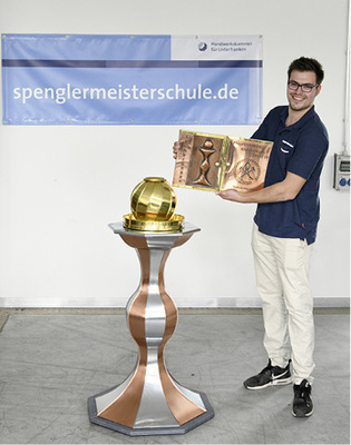 Stehbrunnen von Tobias Hochdanner
