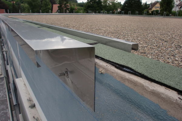 Durchgeschrubt: Auch so können UK´s befestigt werden - AB