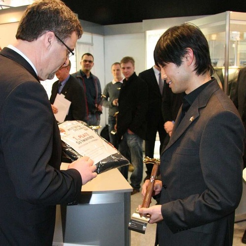 Karsten Köhler von Prefa und So Iwamonto