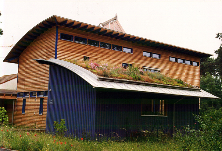Flachdach aus Edelstahl ist dicht für Generationen - Binder, Ingolstadt
