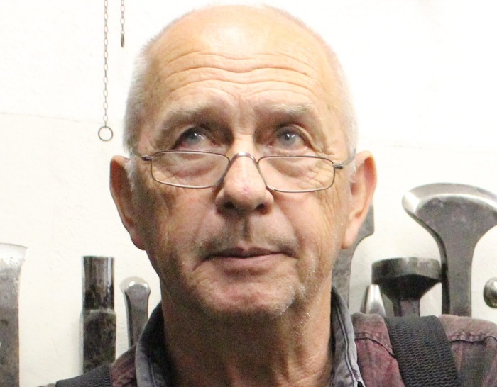 Gürtlermeister Manfred Schulze