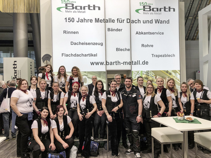 Die Dachdecker-Mädelz fühlten sich bei Barth erkennbar wohl