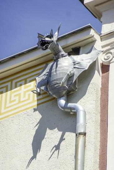 Drachenstarker Rinnenkessel