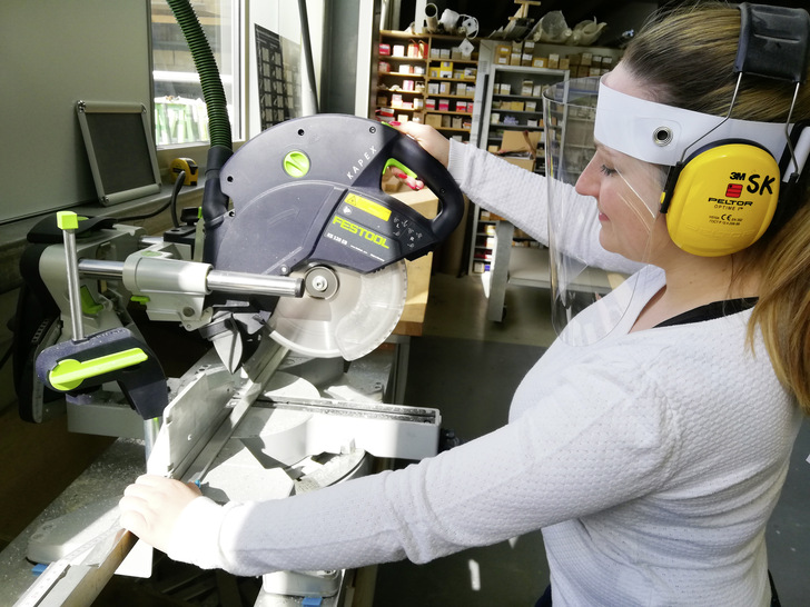 Der Speak Protector Facer garantiert Rundumblick 