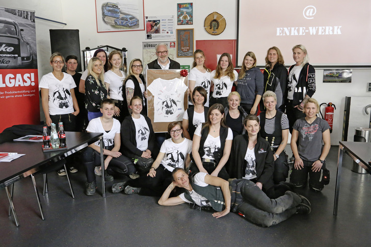 Die Dachdecker-Mädelz zu Besuch im Enke-Werk