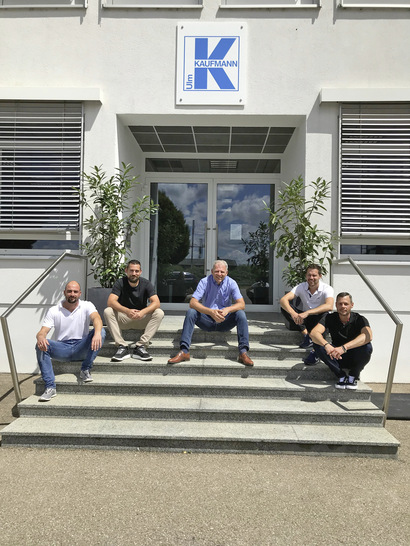 Die Kaufmänner: Julian Dietz, Andreas Göggelmann, Harald Szimeth,  Lukas Ludwig und Marcus Bernlöhr. Harald Szimeth (Mitte) ist seit 
August 2020 Kaufmann-Geschäftsführer mit operativer Leitung.  In seiner Freizeit begeistert er sich für den Radsport und das Reisen