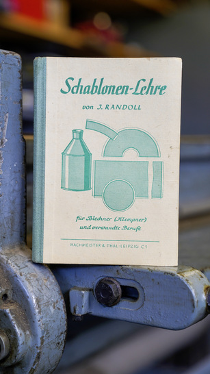 Eine immer noch gültige Anleitung, wie sich eigene Schablonen erstellen lassen