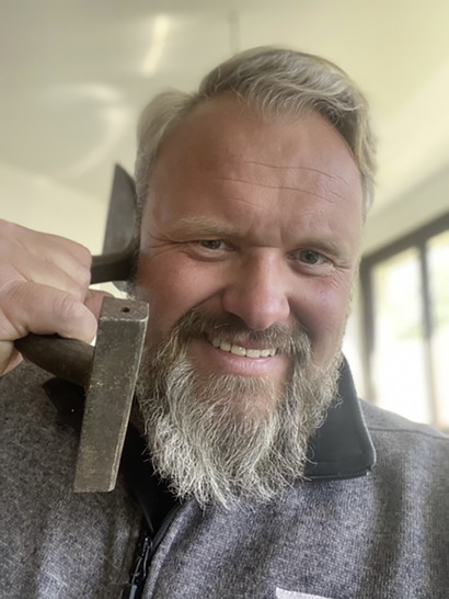 Großartig: Preisträger Dirk Schürhörster mit seinem Schalifon