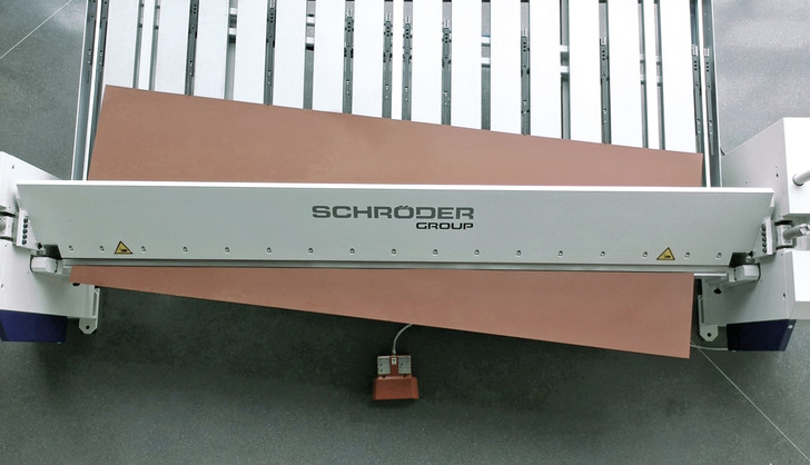 Konisch biegen mit der Schwenkbiegemaschine Maku der Schröder Group