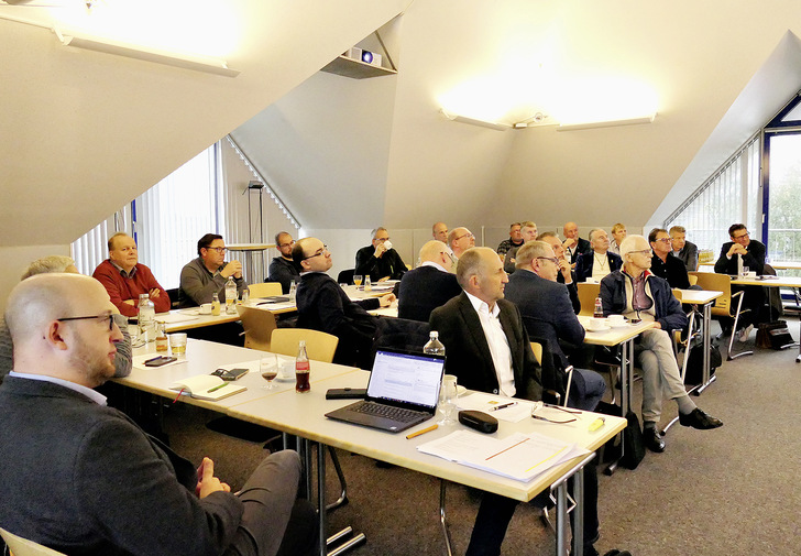 Beim länderübergreifenden Fachaustausch trafen sich die Innungsvertreter der Bundesländer und weitere Fachexperten
