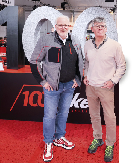   Enke-Inhaber und Geschäftsführer Hans-Ulrich Kainzinger zusammen mit dem langjährigen Geschäftsführungsmitglied und Prokuristen Klaus Stern