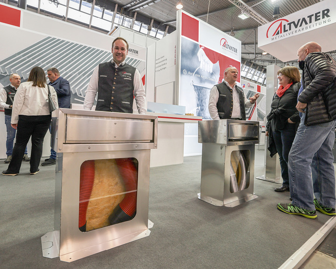  Simon Altvater stellt die neue Sammel-Lüftungsverwahrung von Altvater vor