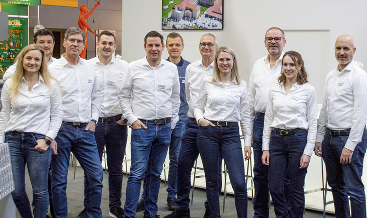  Zufriedene ­Gesichter: Das Zambelli-Team freute sich über ­reges Interesse und ­großen Zuspruch für die bewährten wie auch ­neuen Systeme