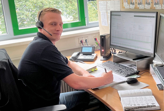 Freitag: Denis Zlahtic nimmt die  ­Bestellung entgegen