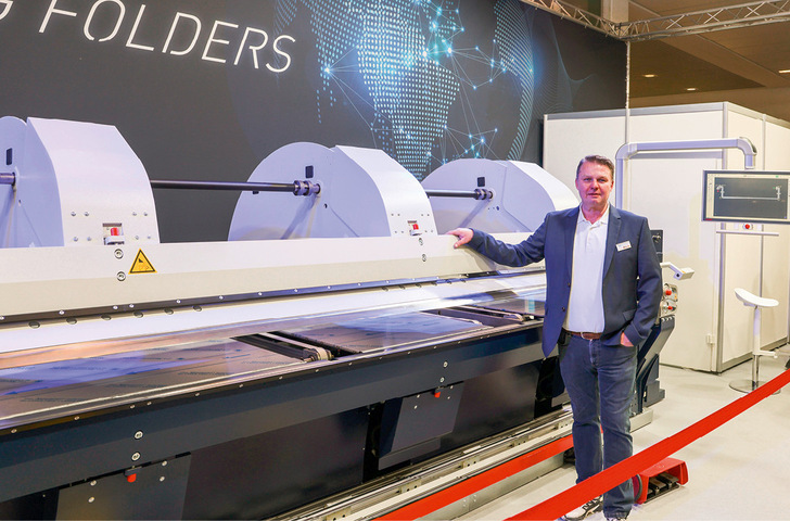 Bau München: Mario Traub am Biegemaster X-Bend