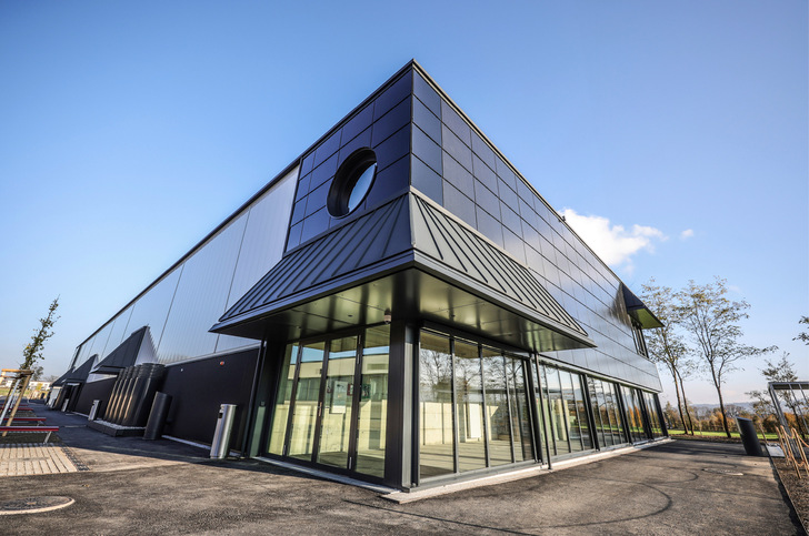 Der Neubau des Suissetec Campus in Lostorf (Oktober 2024) - © Bild: Suissetec