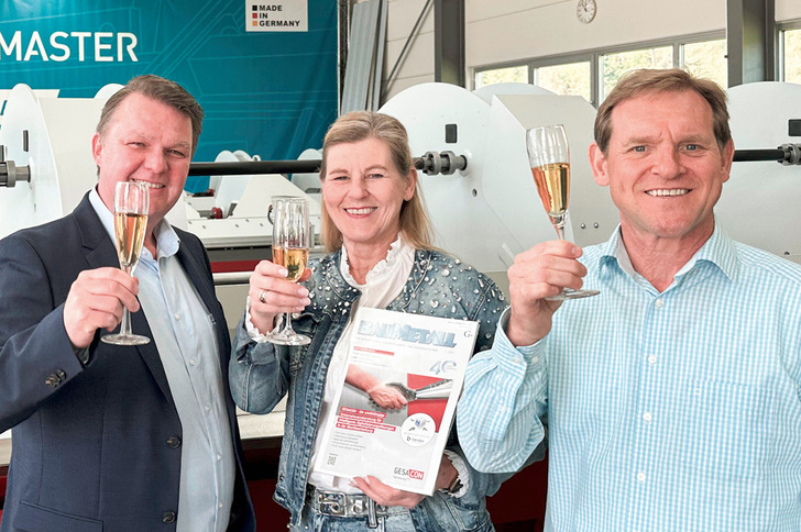 Mario Traub mit Bettina und Mark Wirth, Sperr & Lechner - © Bild: Biegemaster