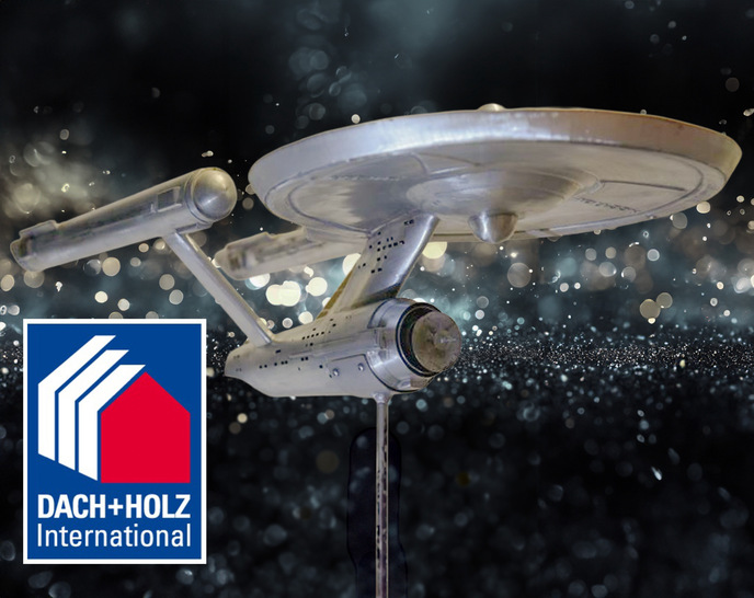 Das rund 80 cm lange Titanzink-Raumschiff wird am BAUMETALL-Messestand in Halle 8 verlost