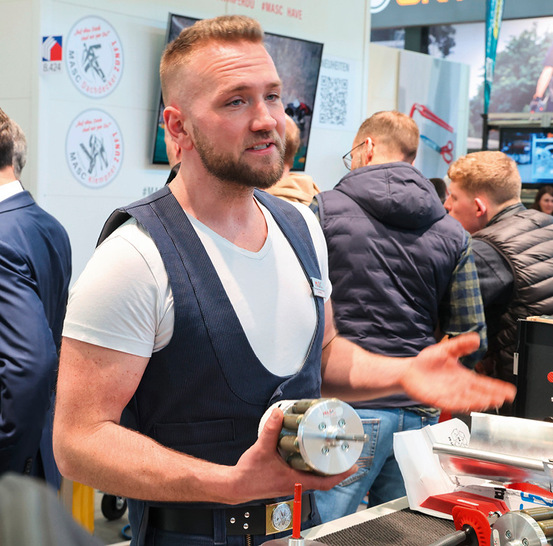 Rene Gössling informiert im M.A.S.C.-Team aus Vöhringen