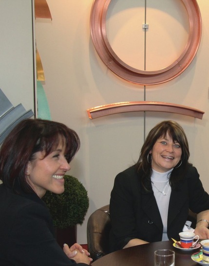 Frauenpower: Geschäftsführerin Eva Krehle im Gespräch mit Petra Sperber
