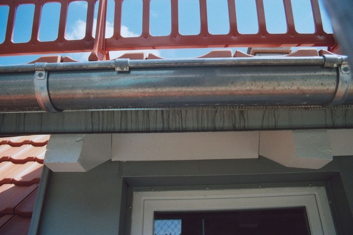 Unschöne Ablaufspuren
