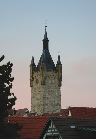 Bei einem Rundgang durch Bad Wimpfen entdeckte der BAUMETALL-Treff auch historisches Klempnererbe