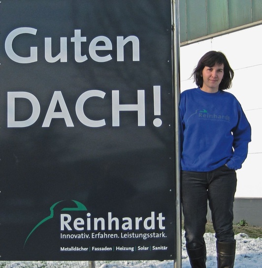 Elke Reinhardts Meinung ist auch bei der ­Gestaltung von Plakaten ­und Prospekten gefragt