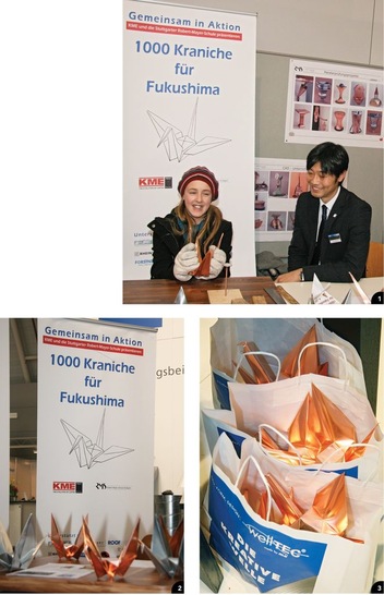 1 Zoe Gräbitz lernt von „Kranichvater“ So Iwamoto das Falten eines Origami-Kranichs aus Tecu-Kupfer
2 + 3 Im März 2012 sollen die 1000 Metallkraniche präsentiert werden
