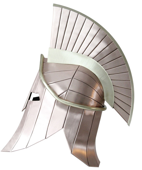 Sogar den üblicherweise aus Pferdehaar aufgesetzten Busch fertigte Angelos Eklemes aus Kupfer und Messing an
