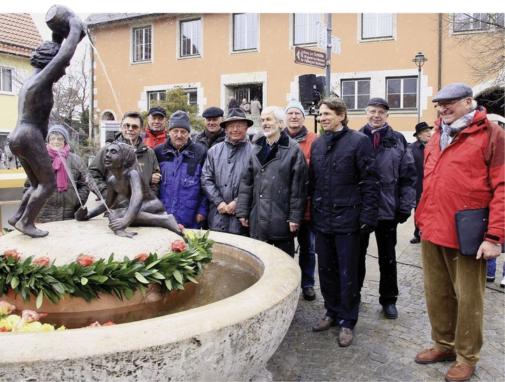 Großer Auftritt: Der restaurierte Marktplatzbrunnen wurde feierlich in Betrieb ­genommen
