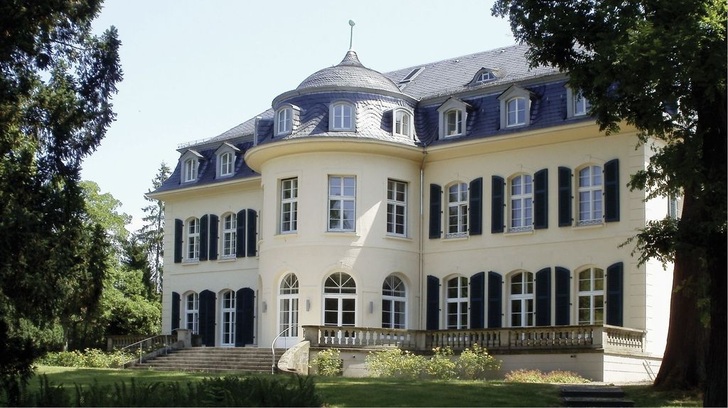 Die neobarocke Villa Europa ist Verwaltungssitz der Deutsch-Französischen ­Hochschule im Saarbrücker Ortsteil Rotenbühl