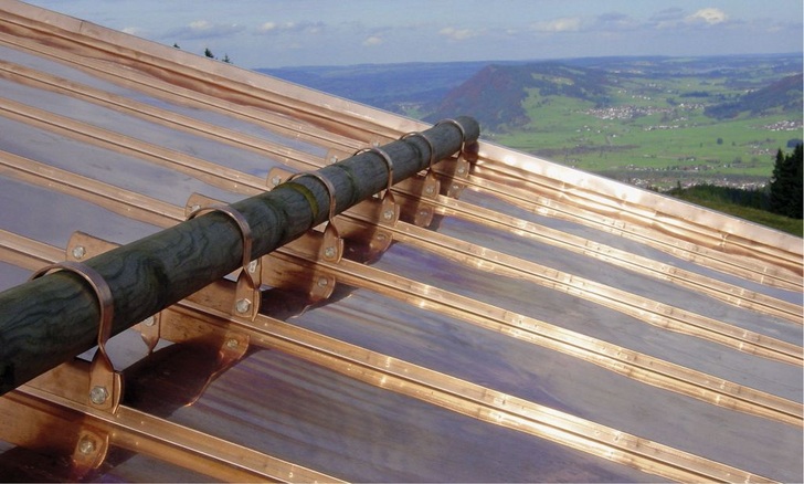 Schneefanganlage der Weltcup-Hütte in Ofterschwang