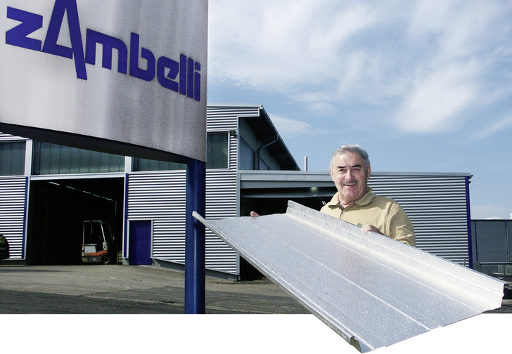<p>
Franz Zambelli mit seiner Produktentwicklung Rib-Roof
</p>

<p>
</p> - © Foto: Witte

