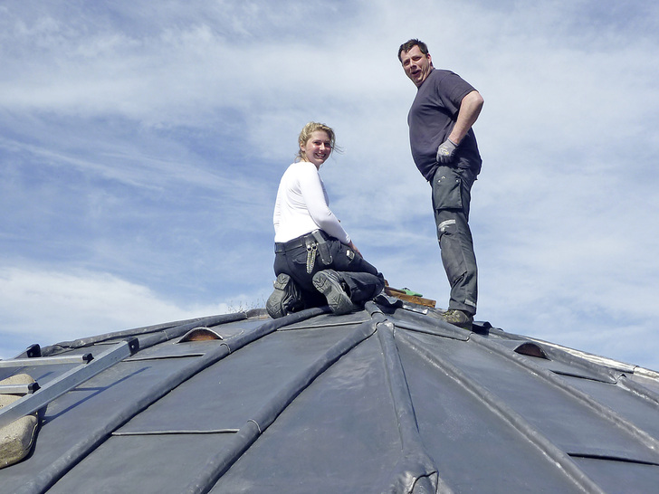 
Abschluss der Bleiarbeiten am Kuppeldach



