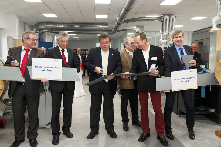 Eröfnung der Spenglermeisterschule Würzburg - © BAUMETALL + Grasser
